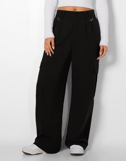 Buckled tailored made cargo trousers