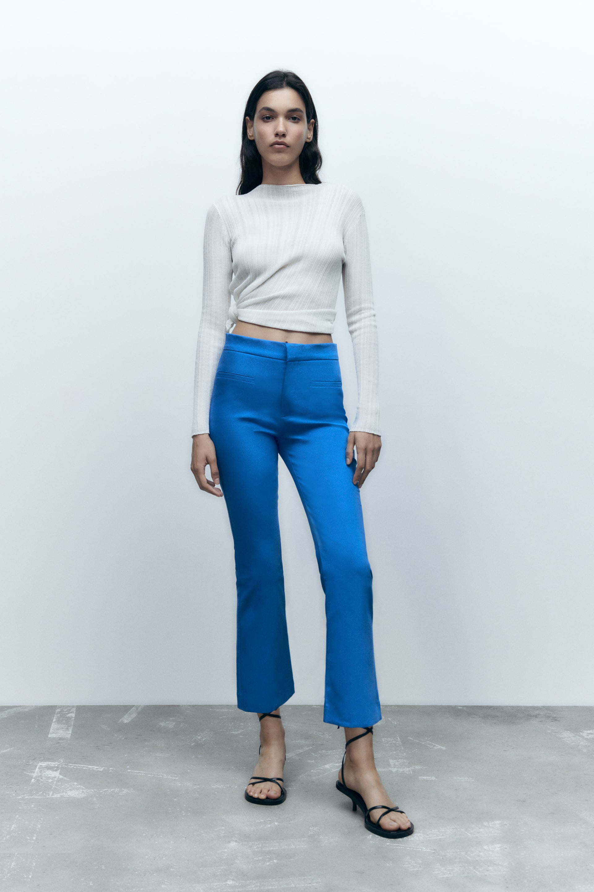 Mini Flare Pants – Outfitbuzz