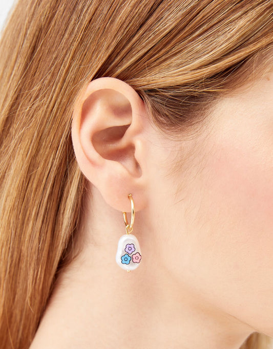 Set of 4 pairs of beaded hoop earrings